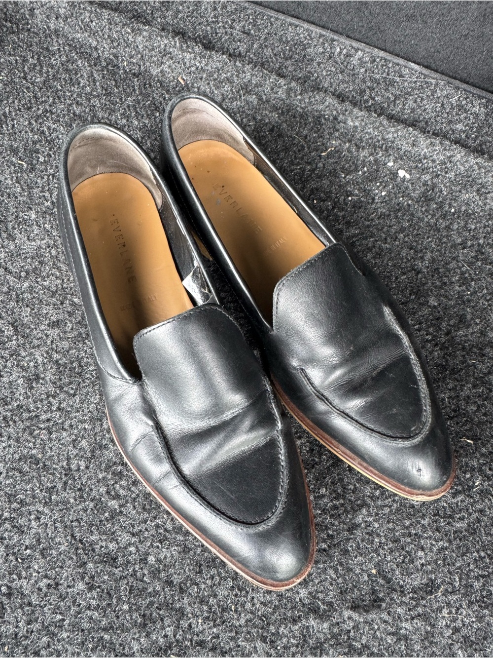 Everlane The Modern Loafer Black Leather Pointed Toe Flat Size 7